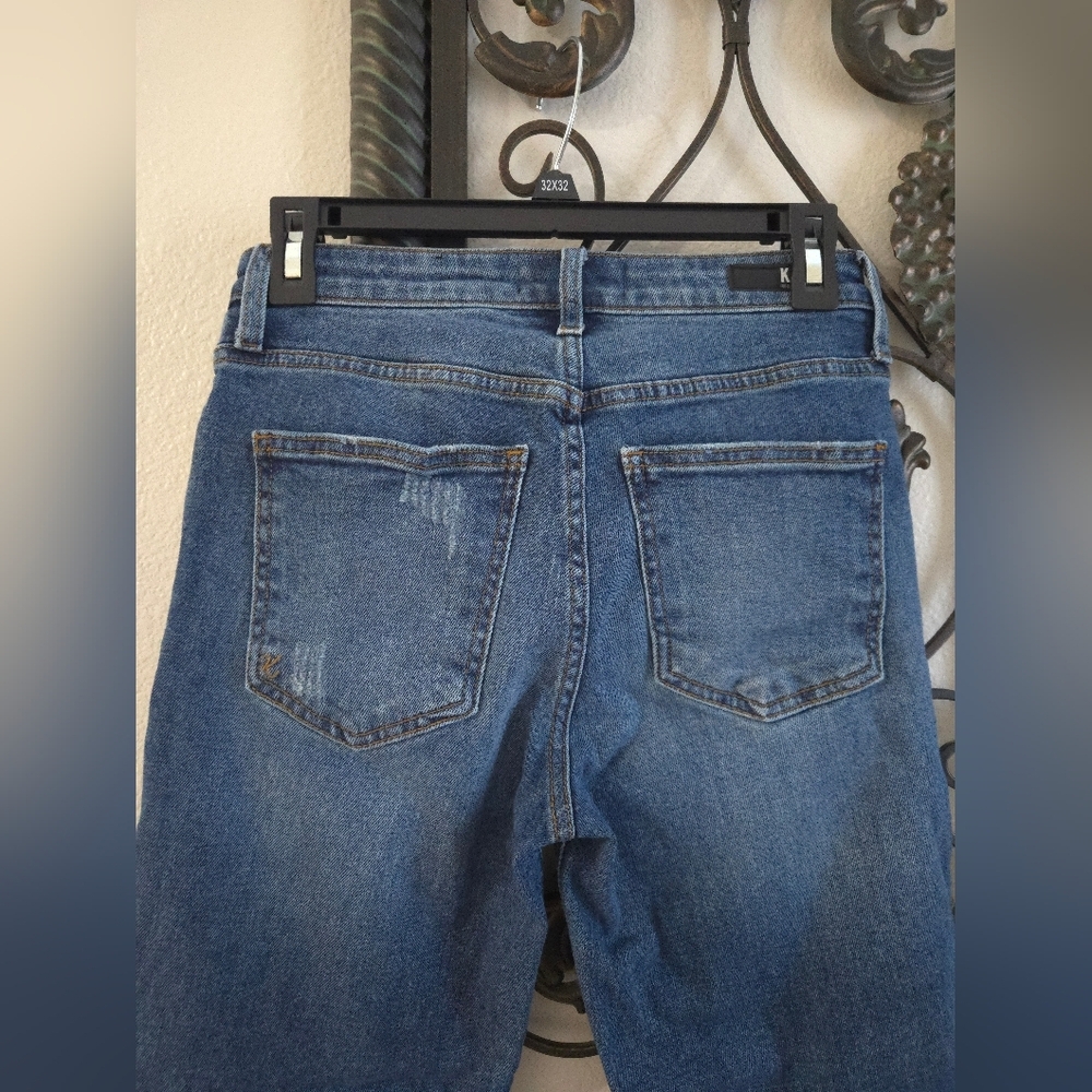 Kut From The Kloth Rachel Ripped Raw Hem Mom Jeans - Picture 9 of 10